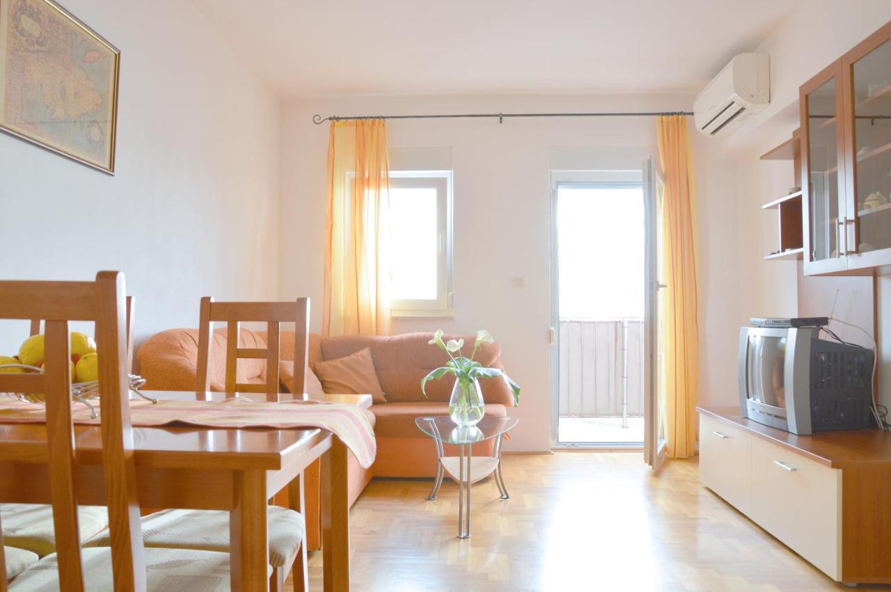 Apartment Riva Sea View ウマグ エクステリア 写真